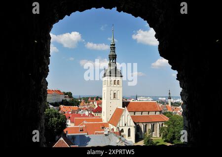 das 15. Jahrhundert Niguliste Kirche Haus ein Museum für religiöse Kunst, Tallinn, Estland, Nordeuropa gewidmet Stockfoto