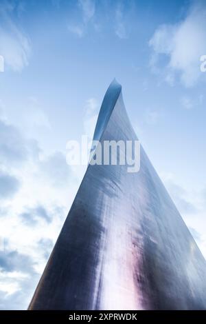 Kunst im öffentlichen Raum-Skulptur auf dem Halbinsel Square in London, UK. Stockfoto