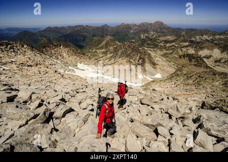 Aufstieg zum Gipfel Néouvielle, 3091 Meter, natürlichen Park Neouvielle französischen Pyrenäen Bigorre, Frankreich Stockfoto