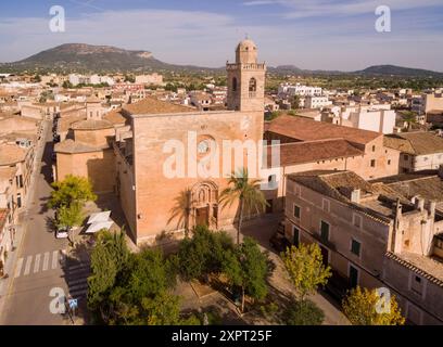 Kirche und das Kloster von Sant Bonaventura, Llucmajor, Mallorca, Balearen, Spanien, Europa. Stockfoto