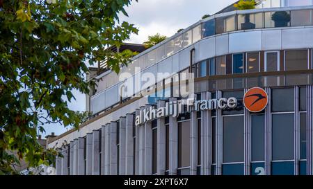 Außenansicht des Gebäudes, in dem sich der Hauptsitz von Al Khaliji France befindet, französische Tochtergesellschaft der katarischen Geschäftsbank Al Khaliji, Paris, Frankreich Stockfoto