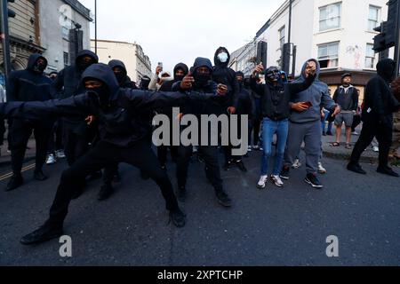 Tausende Demonstranten versammelten sich in Bristol, Großbritannien. Stockfoto