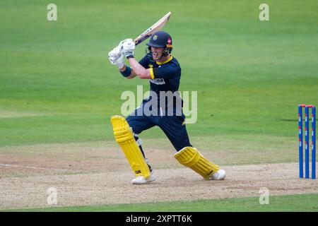 Southampton, Großbritannien. August 2024. Nick Gubbins aus Hampshire schlug beim Metro Bank One Day Cup Spiel zwischen Hampshire und Derbyshire im Utilita Bowl. Quelle: Dave Vokes/Alamy Live News Stockfoto