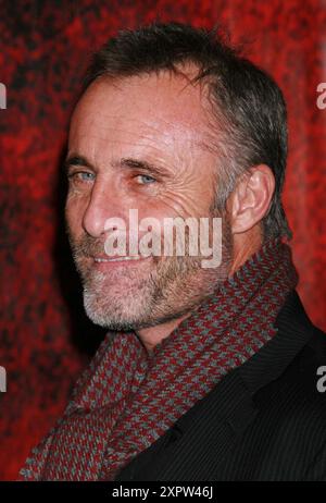 Timothy Murphy nimmt am 13. Dezember 2007 an der Weltpremiere von Walt Disney Pictures „National Treasure: Book of Secrets“ im Ziegfeld Theatre in New York Teil. Foto: Henry McGee/MediaPunch Stockfoto