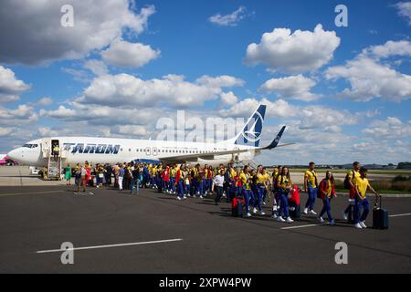 Otopeni, Rumänien. 7. August 2024: Ankunft der rumänischen Ruder-, Gymnastik- und Tischtennismannschaften von den Olympischen Spielen Paris 2024 am Flughafen Bukarest Henri Coanda in Otopeni, Rumänien. Quelle: lcv/Alamy Live News Stockfoto