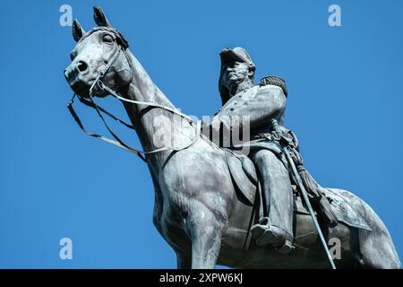 WASHINGTON DC, USA – die Statue von General Winfield Scott im Scott Circle. Dieses Denkmal ehrt den bedeutenden Militärführer, der für seinen Dienst im Mexikanisch-Amerikanischen Krieg und seine lange Karriere in der US-Armee bekannt ist. Stockfoto