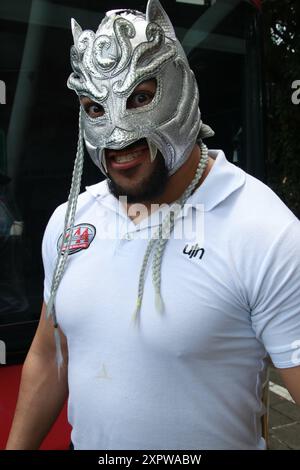 Mexiko-Stadt, Ciudad de Mexico, Mexiko. August 2024. Der Wrestler Colmillo de Plata nimmt an der Pressekonferenz Teil, um die Triplemania XXXII im KizZania Cuicuilco zu bewerben. Am 7. August 2024 in Mexiko-Stadt. (Kreditbild: © Jose Luis Torales/OKULARIS via ZUMA Press Wire) NUR REDAKTIONELLE VERWENDUNG! Nicht für kommerzielle ZWECKE! Stockfoto