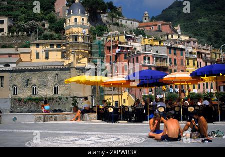 Dorf von Vernazza, Cinque Terre, Italien Stockfoto