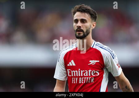 London, Großbritannien. August 2024. Arsenals Fabio Vieira im Spiel während des Freundschaftsspiels Arsenal FC gegen Bayer 04 Leverkusen am 7. August 2024 im Emirates Stadium, London, England, Vereinigtes Königreich Credit: Every Second Media/Alamy Live News Stockfoto