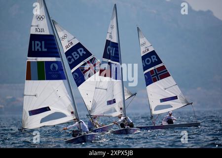 Marseille, Frankreich. August 2024. Illustration, Segeln, Herrenjolle während der Olympischen Spiele Paris 2024 am 7. August 2024 in Marseille Marina in Marseille, Frankreich - Foto Norbert Scanella/Panoramic/DPPI Media Credit: DPPI Media/Alamy Live News Stockfoto