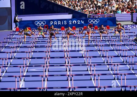 Paris, Ile de France, Frankreich. August 2024. ADRIANNA SULEK-SCHUBERT (POL), Polens, tritt bei den Olympischen Sommerspielen 2024 in Paris im 100-m-Hürdenlauf der Frauen im Stade de France-Stadion an. (Kreditbild: © Walter Arce/ZUMA Press Wire) NUR REDAKTIONELLE VERWENDUNG! Nicht für kommerzielle ZWECKE! Quelle: ZUMA Press, Inc./Alamy Live News Stockfoto