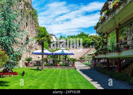 Elbasan Castle (albanisch Kalaja e Elbasanit) ist eine Festung aus dem 15. Jahrhundert in Elbasan, Albanien. Stockfoto