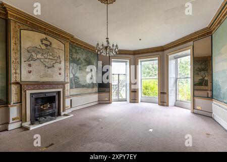 Kunstvolle Gemälde an der Wand. Priory Bay Hotel, Isle of Wight Stockfoto