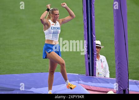 Saint Denis, Frankreich. August 2024. Amalie Svabikova aus Tschechien, Leichtathletik, Pole Vault-Finale der Frauen während der Olympischen Spiele Paris 2024 am 7. August 2024 im Stade de France in Saint-Denis bei Paris, Frankreich - Foto Frederic Chambert/Panorama/DPPI Media Credit: DPPI Media/Alamy Live News Stockfoto