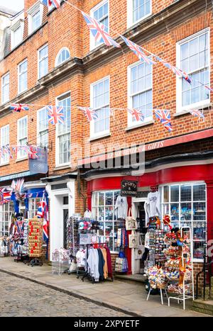 Traditioneller Souvenirladen in Windsor, Berkshire, England Stockfoto