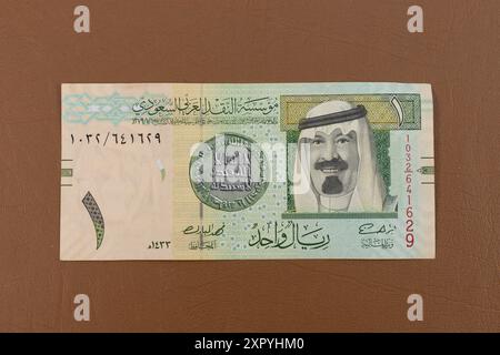 Saudi-Arabien eine Rial-Banknote zeigt die Goldmünze des 7. Jahrhunderts und das Portriat von König Abdullah bin Abdul-Aziz al-Saud. Stockfoto