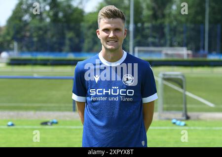 Bielefeld, Deutschland. Juli 2024. Fussball 3. Liga Offizieller Fototermin DSC Arminia Bielefeld am 10.07.2024 auf dem Trainingsgelaende in Bielefeld Lukas Kunze ( Bielefeld ) Foto: Revierfoto Credit: ddp Media GmbH/Alamy Live News Stockfoto