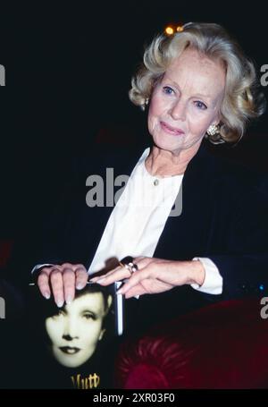 Maria Riva, geboren als Maria Elisabeth Sieber in Berlin, amerikanische Schauspielerin, einzige Tochter der berühmten Schauspielerin, Filmstar Marlene Dietrich, Bild: Maria Riva bei der Buch-Präsentation der Biographie: Meine Mutter Marlene, 1993. Stockfoto