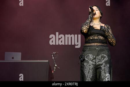 Kopenhagen, Dänemark. August 2024. British Kenya Grace auf der Over Havet-Bühne während des Musikfestivals Syd for Solen in Valbyparken am 8. August 2024. (Foto: Torben Christensen/Scanpix 2024) Quelle: Ritzau/Alamy Live News Stockfoto