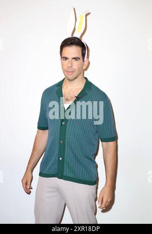 Miami, Vereinigte Staaten Von Amerika. August 2024. DORAL, FLORIDA – 8. AUGUST: Eli Roth besucht Despierta America, um seinen neuen Film BORDERLAND in den Univision Studios am 8. August 2024 in Doral, Florida zu promoten. (Foto: Alberto E. Tamargo/SIPA USA) Credit: SIPA USA/Alamy Live News Stockfoto