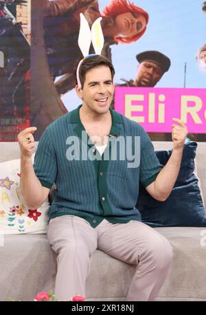 Miami, Vereinigte Staaten Von Amerika. August 2024. DORAL, FLORIDA – 8. AUGUST: Eli Roth besucht Despierta America, um seinen neuen Film BORDERLAND in den Univision Studios am 8. August 2024 in Doral, Florida zu promoten. (Foto: Alberto E. Tamargo/SIPA USA) Credit: SIPA USA/Alamy Live News Stockfoto