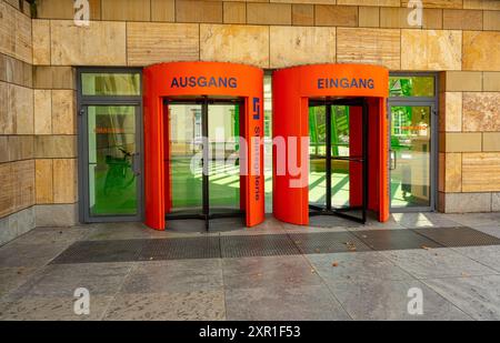 Eingang neue Staatsgalerie entworfen von James Stirling, Stuttgart, Baden-Württemberg, Deutschland, Europa Stockfoto