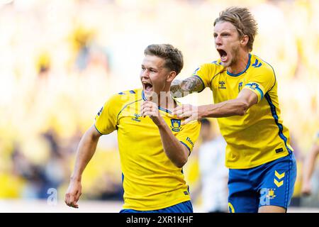 Broendby, Dänemark. August 2024. Broendby's Daniel Wass und Filip Bundgaard. Broendby trifft in Broendby am Donnerstag, den 8. August 2024 in der dritten Qualifikationsrunde der UEFA Conference League auf die polnische Legia. (Foto: Claus Bech/Ritzau Scanpix) Credit: Ritzau/Alamy Live News Stockfoto