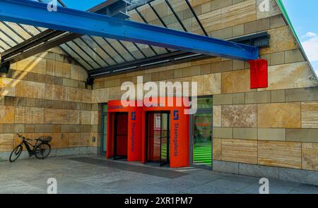 Eingang neue Staatsgalerie entworfen von James Stirling, Stuttgart, Baden-Württemberg, Deutschland, Europa Stockfoto