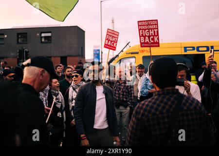 Friedlicher Anti-Rassismus-Marsch zum Schutz von Asylum Link in Liverpool am 7. August 2024 Stockfoto