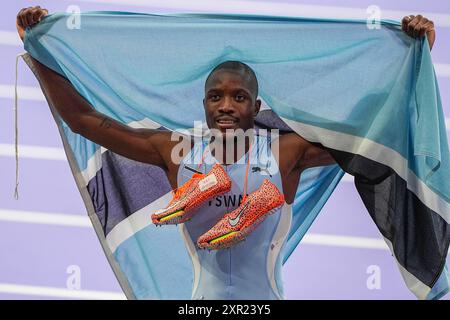 Paris, Frankreich. August 2024. PARIS, FRANKREICH - 8. AUGUST: Leslie Tebogo aus Botswana tritt 2024 am 8. August 2024 im Stade de France in Paris im 200-m-Finale der Männer an. (Foto von /Orange Pictures) Credit: Orange Pics BV/Alamy Live News Stockfoto