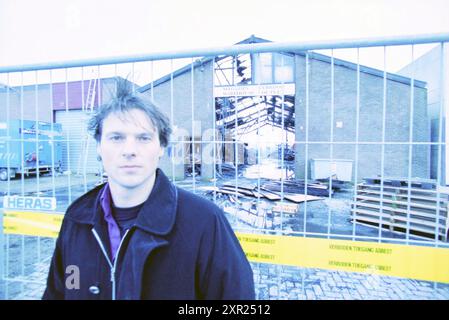 Duncan Stutterheim, IJmuiden, IJmuiden, Niederlande, 04-12-2002, Whizgle Dutch News: historische Bilder für die Zukunft. Erkunden Sie die Vergangenheit der Niederlande mit modernen Perspektiven durch Bilder von niederländischen Agenturen. Verbinden der Ereignisse von gestern mit den Erkenntnissen von morgen. Begeben Sie sich auf eine zeitlose Reise mit Geschichten, die unsere Zukunft prägen. Stockfoto