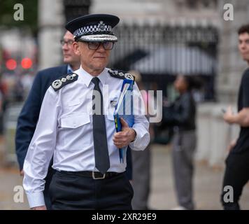 London, Großbritannien. August 2024. Die Teilnehmer des COBRA Meetings kommen im Kabinettsbüro, 70 Whitehall London UK, Sir Mark Rowley Metropolitan Police Commissioner Credit: Ian Davidson/Alamy Live News Stockfoto