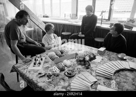 Open Day 't Keerpunt, Haarlem, Niederlande, 15.09.1993, Whizgle Dutch News: Historische Bilder für die Zukunft. Erkunden Sie die Vergangenheit der Niederlande mit modernen Perspektiven durch Bilder von niederländischen Agenturen. Verbinden der Ereignisse von gestern mit den Erkenntnissen von morgen. Begeben Sie sich auf eine zeitlose Reise mit Geschichten, die unsere Zukunft prägen. Stockfoto