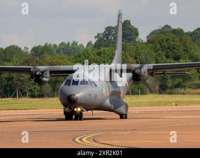 Französische Luftwaffe, CASA CN-235 bei Ankunft am Royal International Air Tattoo 2024 Stockfoto