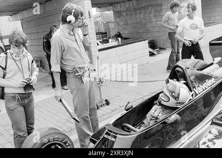 Racing Cars Circuit Zandvoort, Zandvoort, 00-00-1978, Whizgle Dutch News: Historische Bilder für die Zukunft. Erkunden Sie die Vergangenheit der Niederlande mit modernen Perspektiven durch Bilder von niederländischen Agenturen. Verbinden der Ereignisse von gestern mit den Erkenntnissen von morgen. Begeben Sie sich auf eine zeitlose Reise mit Geschichten, die unsere Zukunft prägen. Stockfoto