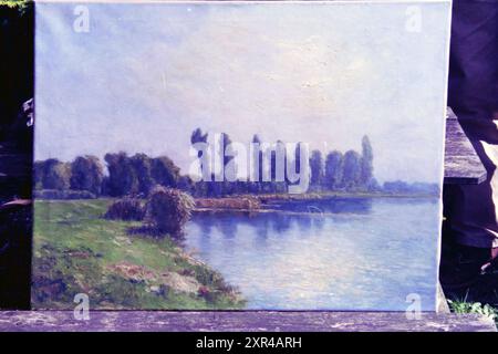 Gemälde von Fredriks, 26-04-1999, Whizgle Dutch News: Historische Bilder zugeschnitten auf die Zukunft. Erkunden Sie die Vergangenheit der Niederlande mit modernen Perspektiven durch Bilder von niederländischen Agenturen. Verbinden der Ereignisse von gestern mit den Erkenntnissen von morgen. Begeben Sie sich auf eine zeitlose Reise mit Geschichten, die unsere Zukunft prägen. Stockfoto