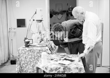 Open Day 't Keerpunt, Haarlem, Niederlande, 15.09.1993, Whizgle Dutch News: Historische Bilder für die Zukunft. Erkunden Sie die Vergangenheit der Niederlande mit modernen Perspektiven durch Bilder von niederländischen Agenturen. Verbinden der Ereignisse von gestern mit den Erkenntnissen von morgen. Begeben Sie sich auf eine zeitlose Reise mit Geschichten, die unsere Zukunft prägen. Stockfoto