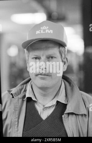 Köpfe Spieler nannten. Baseballteam, Baseball, 19. 11. 1986, Whizgle Dutch News: Historische Bilder für die Zukunft. Erkunden Sie die Vergangenheit der Niederlande mit modernen Perspektiven durch Bilder von niederländischen Agenturen. Verbinden der Ereignisse von gestern mit den Erkenntnissen von morgen. Begeben Sie sich auf eine zeitlose Reise mit Geschichten, die unsere Zukunft prägen. Stockfoto