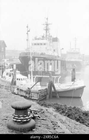 Seaport IJmuiden, 24.02.1993, Whizgle Dutch News: Historische Bilder zugeschnitten auf die Zukunft. Erkunden Sie die Vergangenheit der Niederlande mit modernen Perspektiven durch Bilder von niederländischen Agenturen. Verbinden der Ereignisse von gestern mit den Erkenntnissen von morgen. Begeben Sie sich auf eine zeitlose Reise mit Geschichten, die unsere Zukunft prägen. Stockfoto