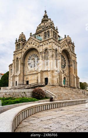 Blick auf die Basilika Santa Luzia in Viana do Castelo, Portugal. Stockfoto