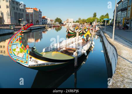 Aveiro, Portugal - Moliceiros-Boote in Ria de Aveiro Stockfoto