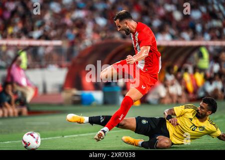 Leo Baptistao von UD Almeria und Ali Lajami von Al Nassr während des Freundschaftsfußballspiels zwischen UD Almeria und Al-Nassr am 8. August 2024 im Power Horse Stadium in Almeria, Spanien Credit: Independent Photo Agency/Alamy Live News Stockfoto