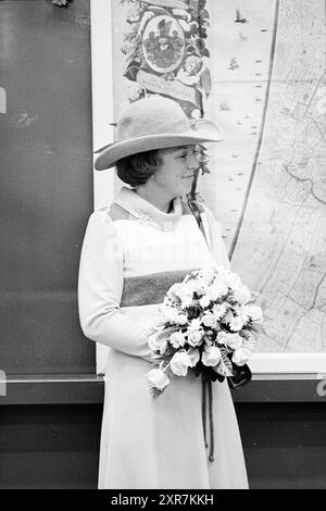 Eröffnung der Pumpstation auf halbem Weg durch Prinzessin Beatrix, Königliche Empfänge und königliche Besuche, Eröffnung, Eröffnung, Eröffnung, Inbetriebnahme, Dampfpumpstation und Dampfpumpstation, 23-11-1977, Whizgle Dutch News: Historische Bilder zugeschnitten auf die Zukunft. Erkunden Sie die Vergangenheit der Niederlande mit modernen Perspektiven durch Bilder von niederländischen Agenturen. Verbinden der Ereignisse von gestern mit den Erkenntnissen von morgen. Begeben Sie sich auf eine zeitlose Reise mit Geschichten, die unsere Zukunft prägen. Stockfoto