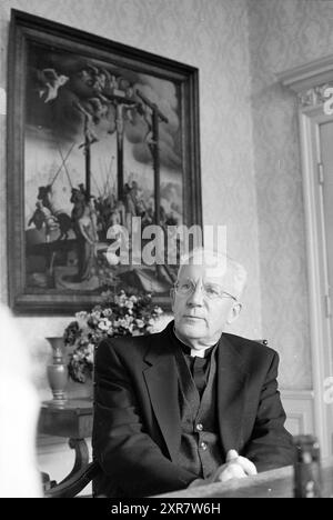 Manager Lescrauwaet, 16. 10. 1991, Whizgle Dutch News: Historical Images Tailored for the Future. Erkunden Sie die Vergangenheit der Niederlande mit modernen Perspektiven durch Bilder von niederländischen Agenturen. Verbinden der Ereignisse von gestern mit den Erkenntnissen von morgen. Begeben Sie sich auf eine zeitlose Reise mit Geschichten, die unsere Zukunft prägen. Stockfoto