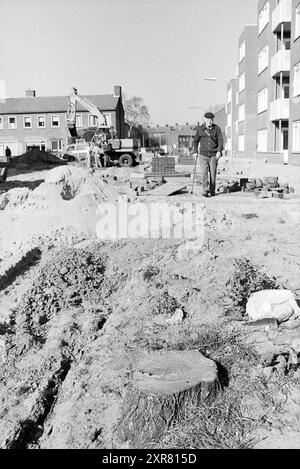 Parkplatz Work, H'lem Noord, Haarlem, Niederlande, 22-03-1995, Whizgle Dutch News: historische Bilder für die Zukunft. Erkunden Sie die Vergangenheit der Niederlande mit modernen Perspektiven durch Bilder von niederländischen Agenturen. Verbinden der Ereignisse von gestern mit den Erkenntnissen von morgen. Begeben Sie sich auf eine zeitlose Reise mit Geschichten, die unsere Zukunft prägen. Stockfoto