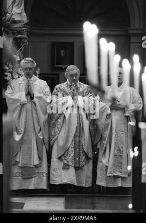 Awards, Joseph Church, 15. 05. 1993, Whizgle Dutch News: Historical Images Tailored for the Future. Erkunden Sie die Vergangenheit der Niederlande mit modernen Perspektiven durch Bilder von niederländischen Agenturen. Verbinden der Ereignisse von gestern mit den Erkenntnissen von morgen. Begeben Sie sich auf eine zeitlose Reise mit Geschichten, die unsere Zukunft prägen. Stockfoto