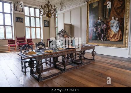 View of Aston Hall ist ein denkmalgeschütztes jakobinisches Haus-Museum, das von John Thorpe entworfen wurde und zwischen 1618 und 1635 erbaut wurde. In Aston, Birmingham, 9. August 2024 Unit Stockfoto