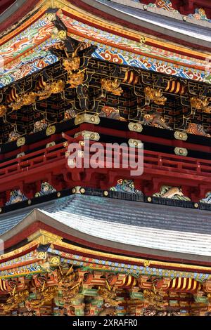 Narita, Japan - 23. Juli 2024: Nahaufnahme der dreistöckigen Pagode im Naritasan Shinsho-JI-Tempel in der Nähe von Tokio in Japan. Stockfoto