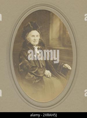 Porträt von Belva Ann Lockwood, aufgenommen 1914/15. Sie war Rechtsanwältin, Politikerin und lebenslange Feministin. Stockfoto