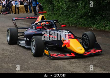 Hamda al Qubaisi, Red Bull Tatuus F4-T-421, F1 Academy, Twenty Years of Red Bull Racing, eine relativ neue Ergänzung der Formel-1-Arena Stockfoto